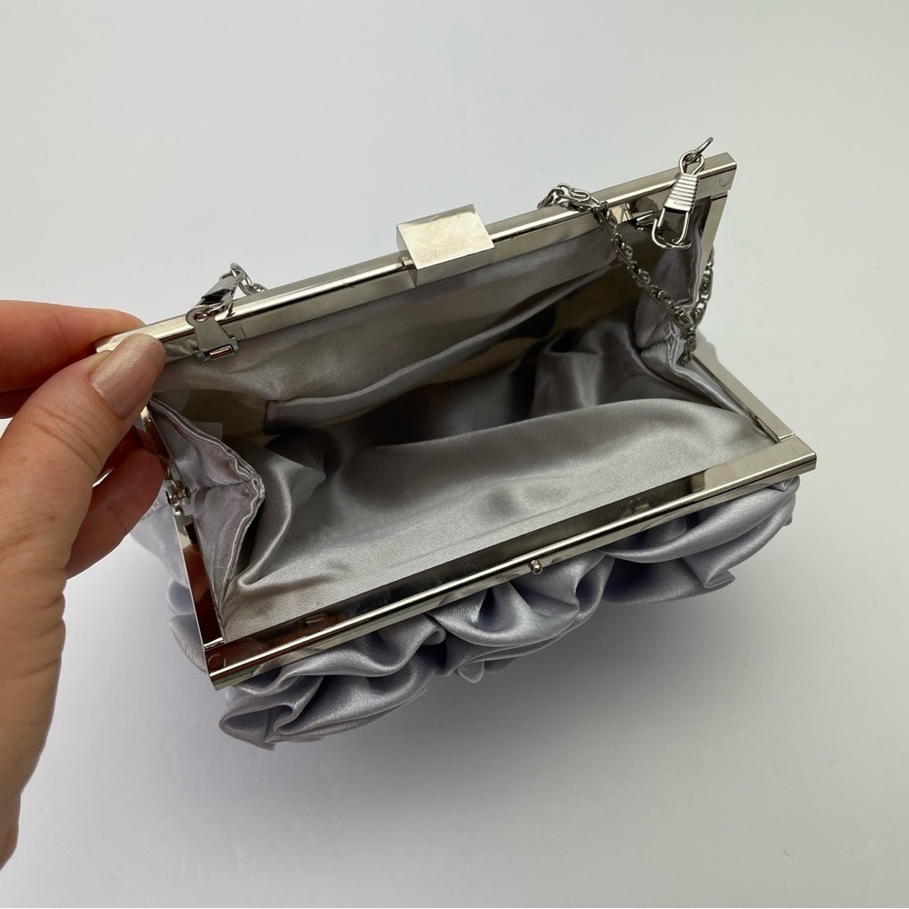 Satin Roses Small Clutch - Picture 4 of 10
